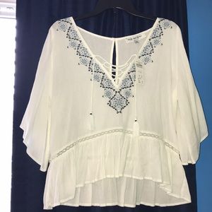 NWT Woman’s Abercrombie tunic